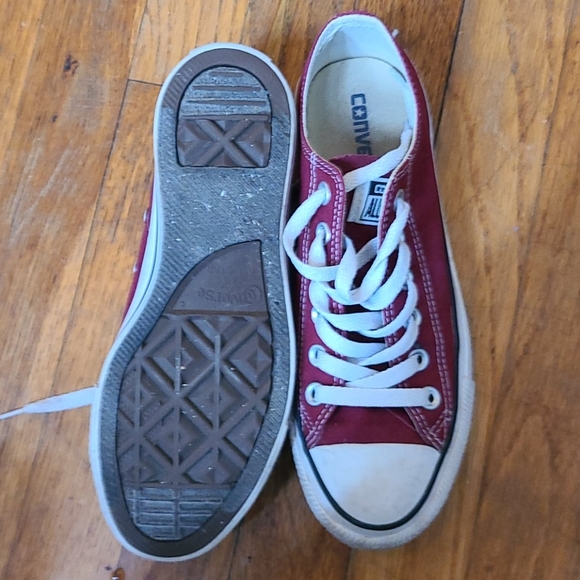 Converse - Picture 3 of 3